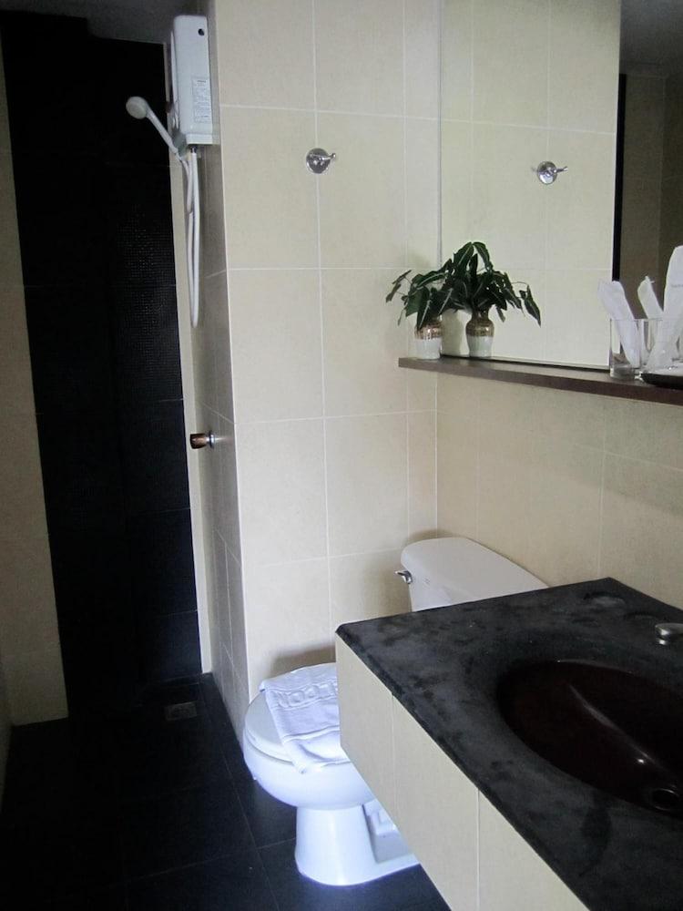 Rome Place Hotel Phuket Εξωτερικό φωτογραφία