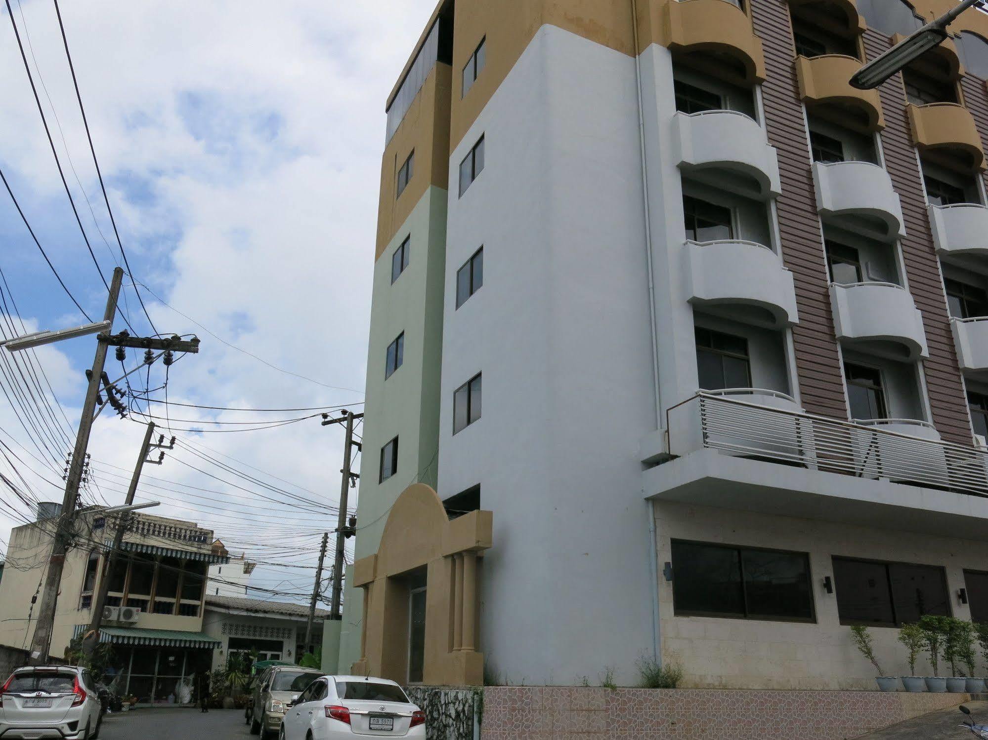 Rome Place Hotel Phuket Εξωτερικό φωτογραφία
