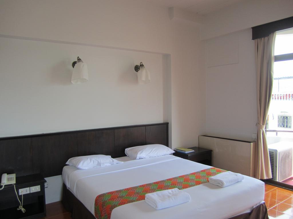 Rome Place Hotel Phuket Εξωτερικό φωτογραφία