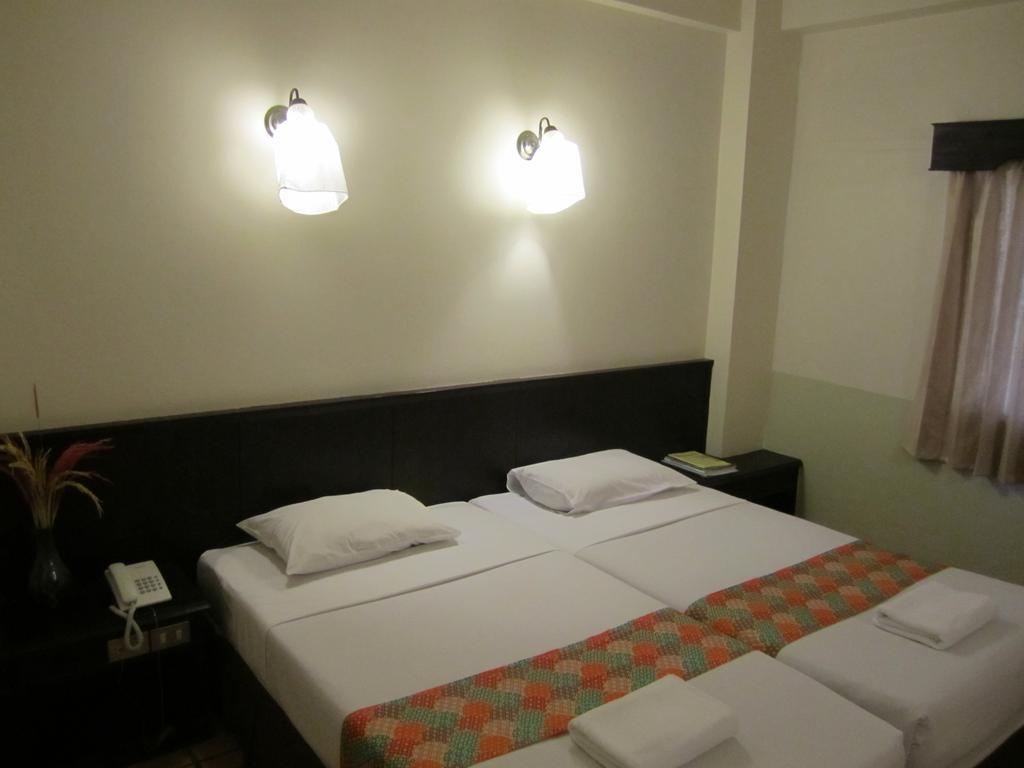Rome Place Hotel Phuket Εξωτερικό φωτογραφία