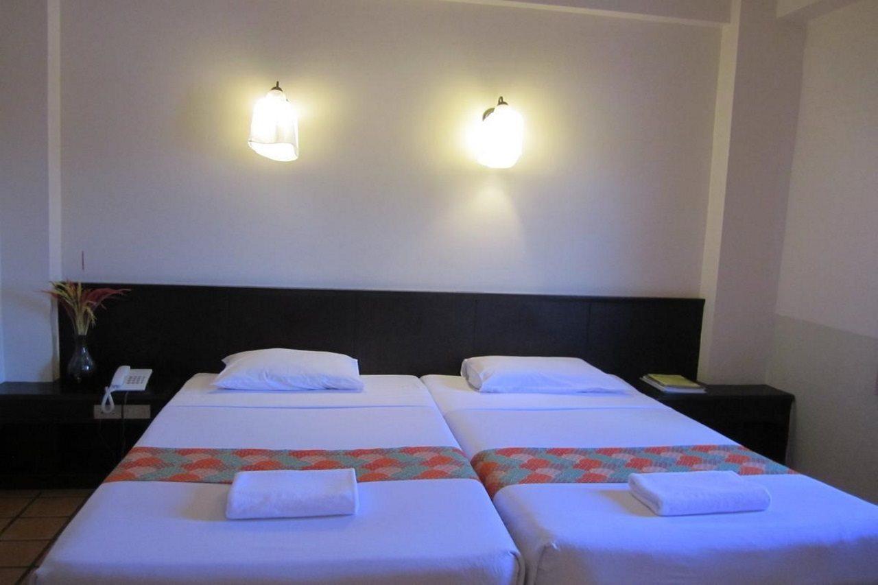Rome Place Hotel Phuket Εξωτερικό φωτογραφία