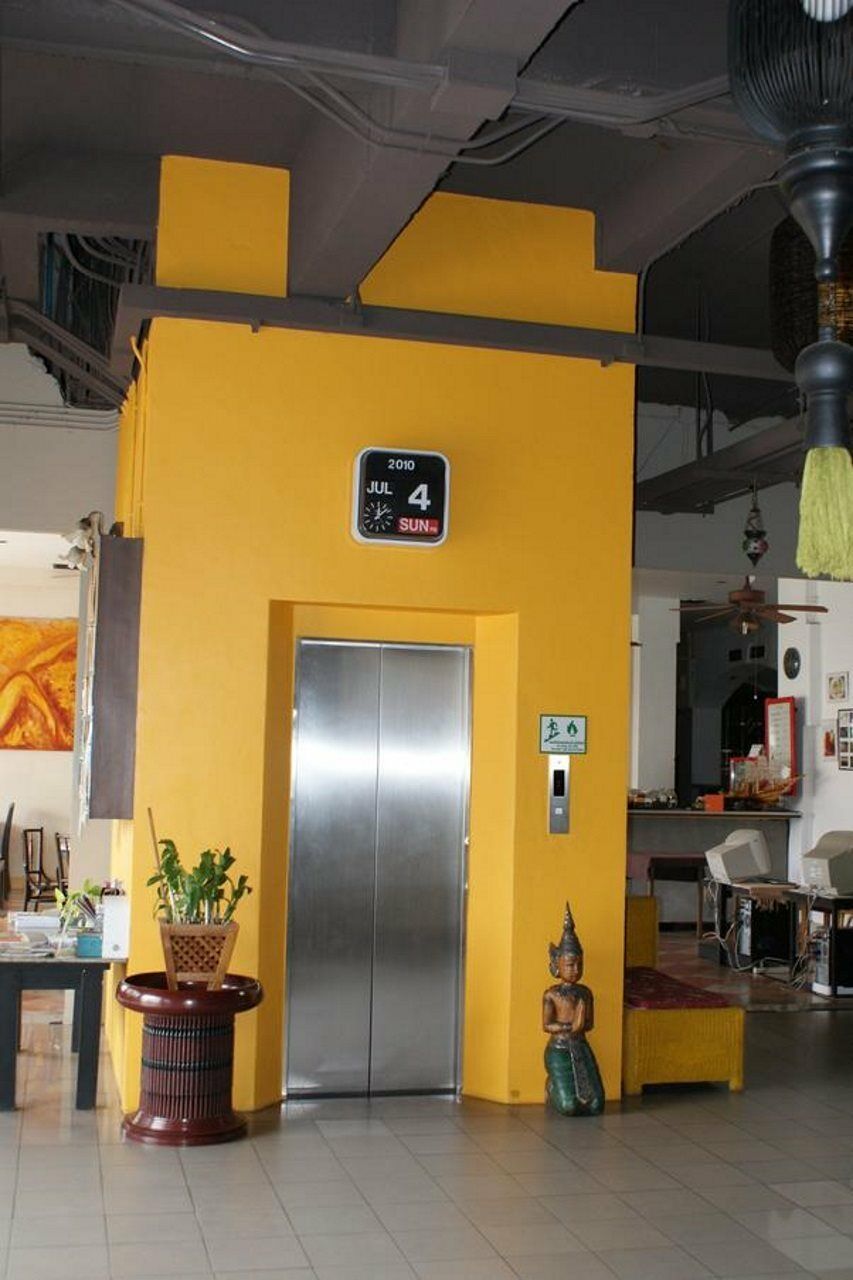 Rome Place Hotel Phuket Εξωτερικό φωτογραφία