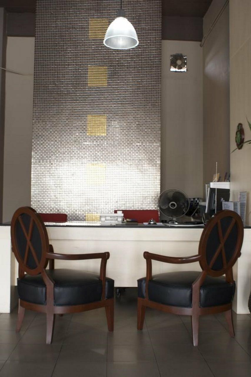 Rome Place Hotel Phuket Εξωτερικό φωτογραφία